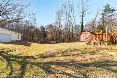 3859 Volunteer Road, Pinnacle, NC 27043 - Photo 24