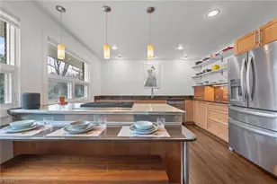 905 Forest Hill Dr, Greensboro, NC 27410 - Photo 12