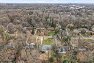 905 Forest Hill Dr, Greensboro, NC 27410 - Photo 46