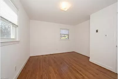 2400 Queen Street, Winston-Salem, NC 27103 - Photo 10