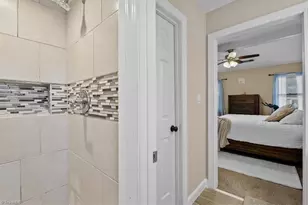 5116 Autumncrest Dr, Greensboro, NC 27407 - Photo 22