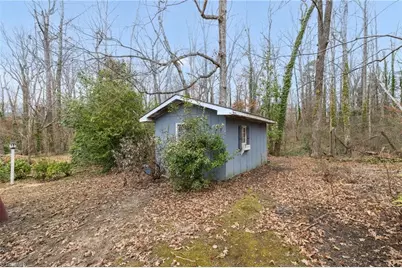 2108 Meadowbrook Terrace, Reidsville, NC 27320 - Photo 36