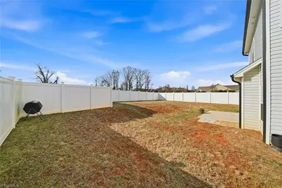 2486 Griffith Road, Winston-Salem, NC 27103 - Photo 32