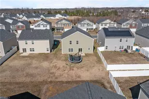 6884 Keeneland Dr, Whitsett, NC 27377 - Photo 44