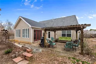 4089 Collonade Ct, Haw River, NC 27258 - Photo 4