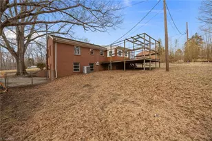 2307 Joy Dr, Jamestown, NC 27282 - Photo 32