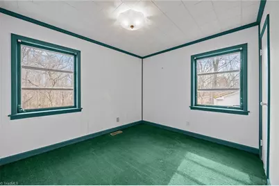 2307 Joy Drive, Jamestown, NC 27282 - Photo 20