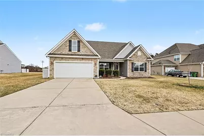 112 Boling Springs Court, Whitsett, NC 27377 - Photo 4