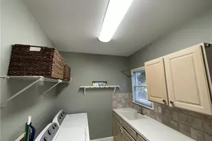 1603 Wenchelsa Rd, Greensboro, NC 27410 - Photo 32