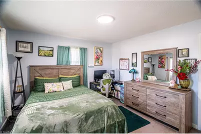 3877 Forest Valley Drive, Winston-Salem, NC 27105 - Photo 14