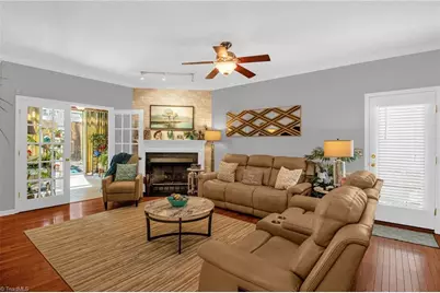 157 Calvin Street, High Point, NC 27262 - Photo 6