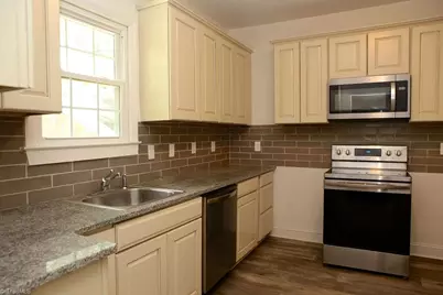 1807 Walker Avenue, Greensboro, NC 27403 - Photo 12