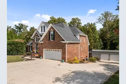 2604 Northstream Court, Haw River, NC 27258 - Photo 2