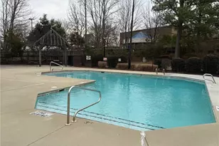 4 Satterfield Pl, Greensboro, NC 27410 - Photo 2