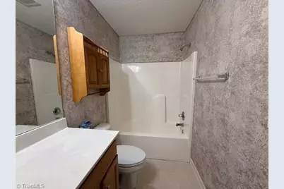 4 Satterfield Place, Greensboro, NC 27410 - Photo 20