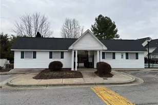 4 Satterfield Pl, Greensboro, NC 27410 - Photo 4