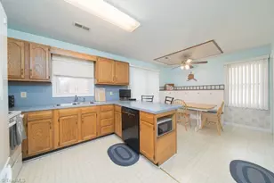 6172 Brinkley Park Dr, Belews Creek, NC 27009 - Photo 10