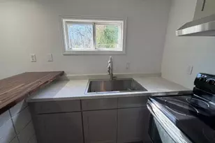 1201 Highland Ave, Greensboro, NC 27403 - Photo 4