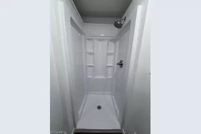 1201 Highland Avenue #B, Greensboro, NC 27403 - Photo 16