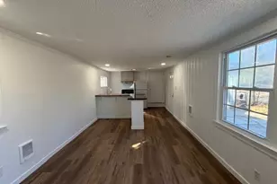 1201 Highland Ave, Greensboro, NC 27403 - Photo 8