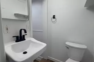 1201 Highland Ave, Greensboro, NC 27403 - Photo 14