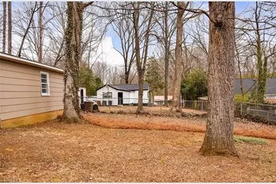 2936 Isaacs Place, Greensboro, NC 27408 - Photo 24