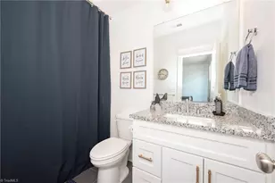 319 Pipers Ridge West W, Winston-Salem, NC 27127 - Photo 30