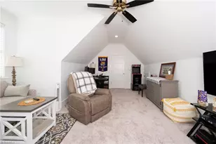 319 Pipers Ridge West W, Winston-Salem, NC 27127 - Photo 36