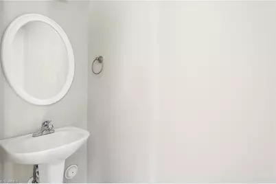 1506 Hamilton Hills Drive, Greensboro, NC 27406 - Photo 12