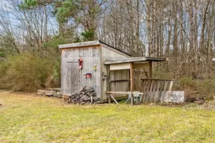 6933 Lawrence Farm Ln, Randleman, NC 27317 - Photo 32