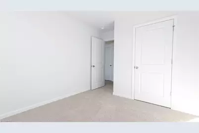 1532 Hamilton Hills Drive, Greensboro, NC 27406 - Photo 12