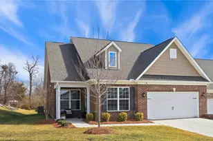 417 Mountain Grove Ln, Kernersville, NC 27284 - Photo 2