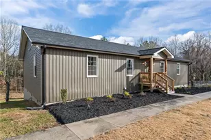 203 Church Street S, Stoneville, NC 27048 - Photo 2