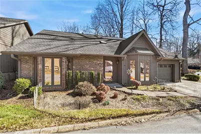 406 Chadbourne Court, Winston-Salem, NC 27104 - Photo 1