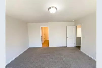 2033 Chapel Park Lane, Greensboro, NC 27405 - Photo 4