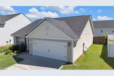 227 Kendall Drive, Winston-Salem, NC 27107 - Photo 4