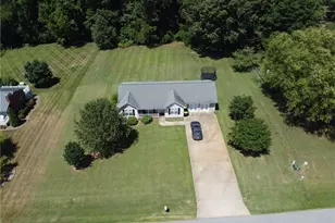 180 Foxcroft Dr, Lexington, NC 27292 - Photo 4