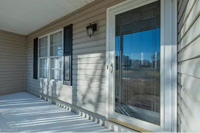 180 Foxcroft Drive, Lexington, NC 27292 - Photo 6