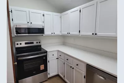 1901 Stonewood Drive, Winston-Salem, NC 27103 - Photo 6