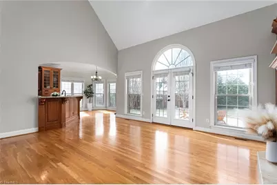 6003 Red Oak Court, Kernersville, NC 27284 - Photo 4