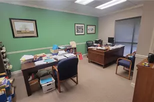 603 D Eastchester Dr, High Point, NC 27262 - Photo 6