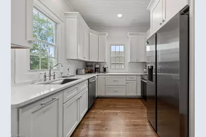 1004 Albert Street, Winston-Salem, NC 27101 - Photo 18