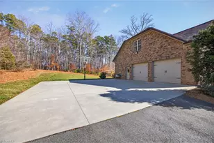 1310 Kilkenny Ln, Rural Hall, NC 27045 - Photo 40