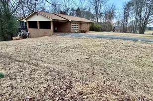 4140 Westfield Rd, Mount Airy, NC 27030 - Photo 26