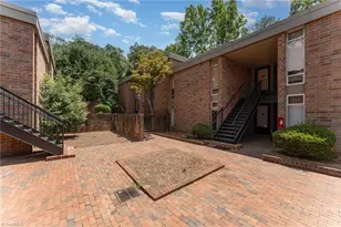 1757 S Hawthorne Rd, Winston-Salem, NC 27103 - Photo 2