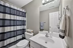 18 Dunlevy Way, Greensboro, NC 27455 - Photo 6