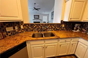 7 Crestbrook Ct, Greensboro, NC 27455 - Photo 12