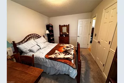 7 Crestbrook Court, Greensboro, NC 27455 - Photo 28