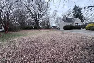 10821 N Main St, Archdale, NC 27263 - Photo 4