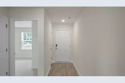 565 Quail Haven Lane, Winston-Salem, NC 27107 - Photo 2